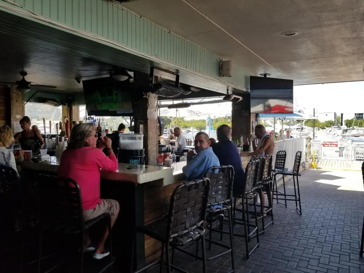 Newly Remodeled Cozy Unit Sarasota Cay Club Close To Airport, Beaches And Shops Aparthotel 0*,  United States